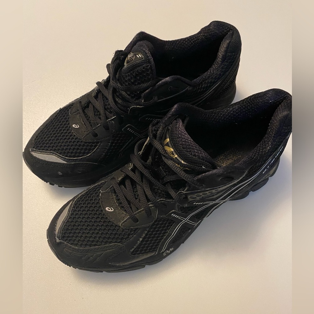 ASICS GT-2160 Size: M: 10 W: 11 1/2